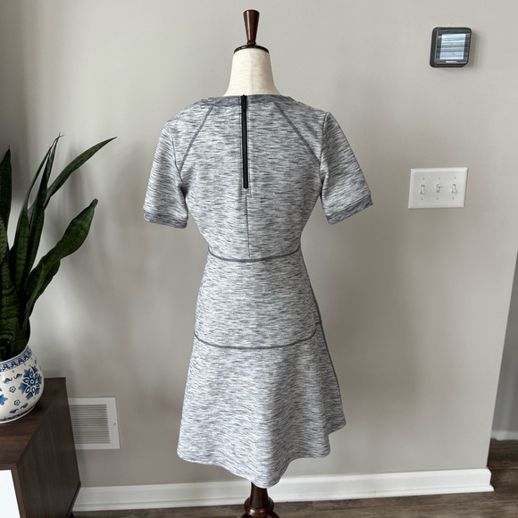 Athleta Marble Fit-and-Flare MIDI Ahort SleeveDress - Picture 6 of 9